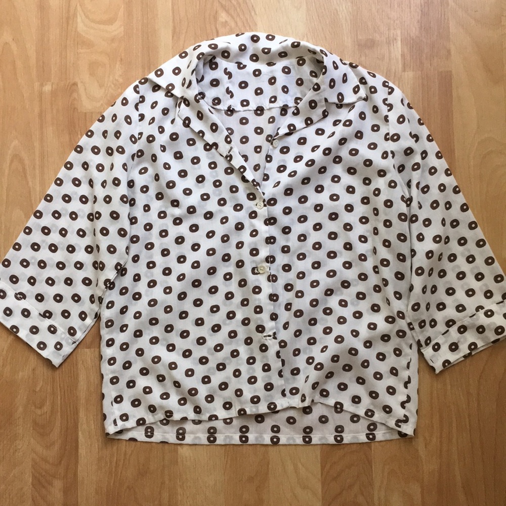 Cute vintage button up
